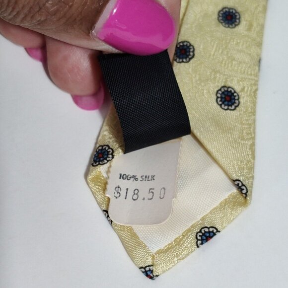 Vintage Winfield Yellow Blue Men Silk Tie Necktie Paisley Flower Work Business - Picture 7 of 7